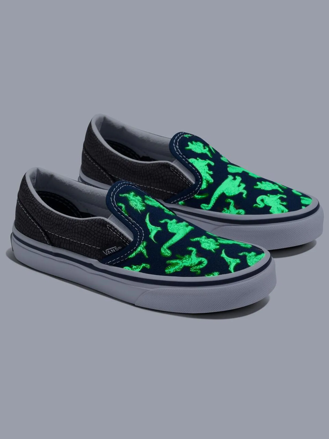 Classic Slip-On Glow Dino Multi/True White Shoes (Kids)