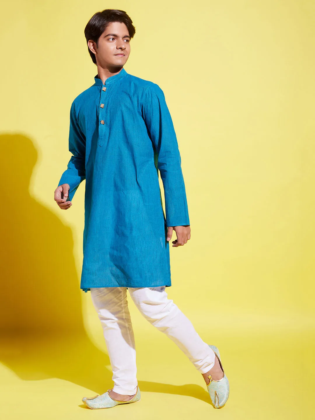 VASTRAMAY Boy's Light Blue Cotton Kurta and Pyjama Set